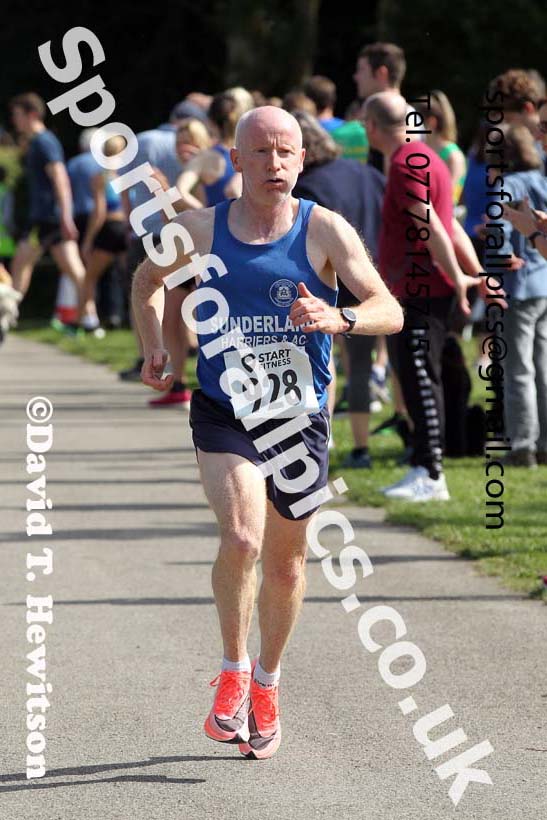 Senior Womens and Mens V50 2021 NECAA Road Relay Champs., Hetton Lyon Country Park, Hetton le Hole, County Durham. Photo: David T. Hewitson/Sports for All Pics
